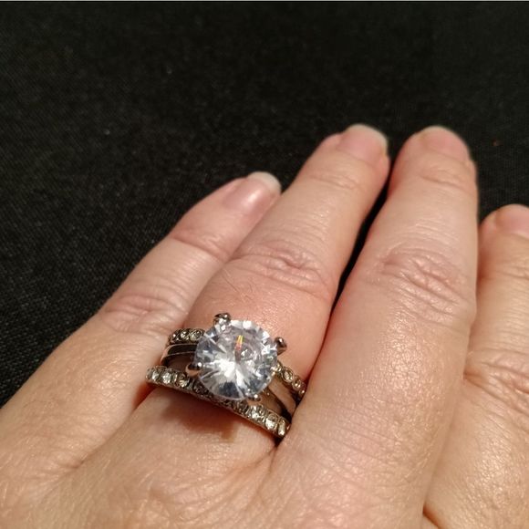 Diamond Wedding Set  - Picture 2 of 12